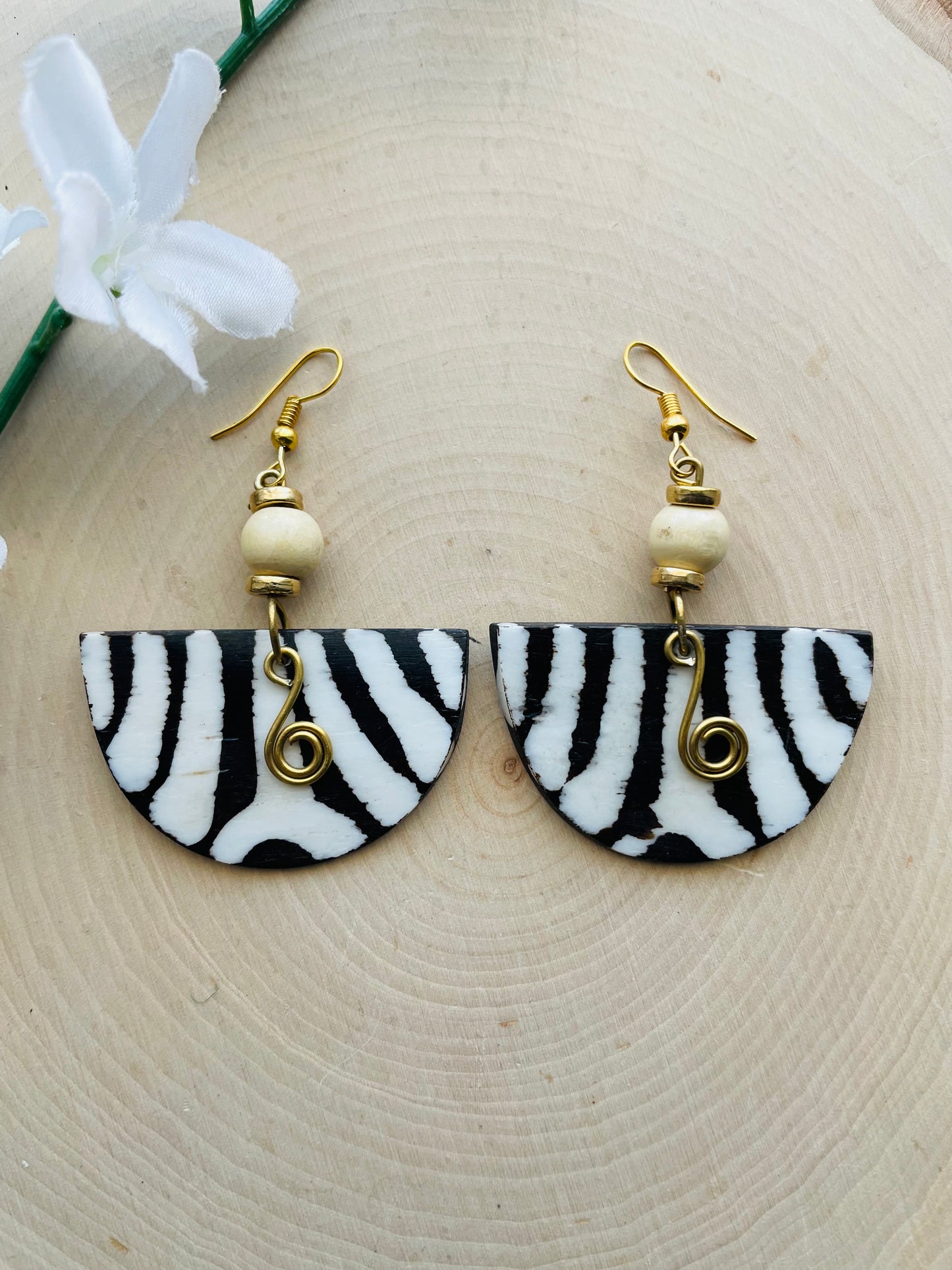 Brown Beaded Pharaoh Zebra earrings