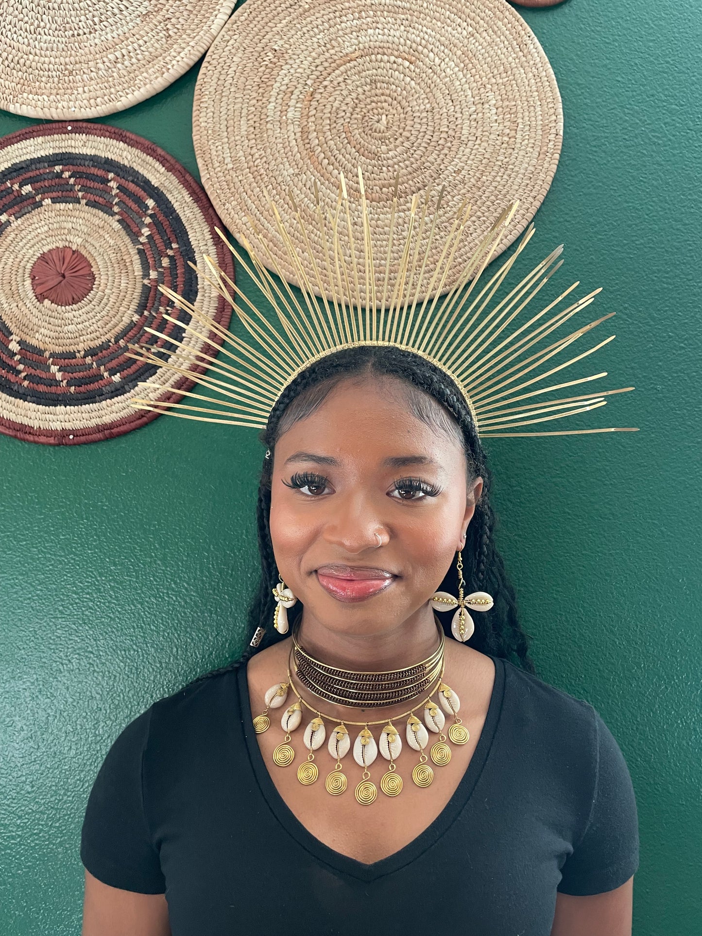 Regal Cowrie Tri Earrings