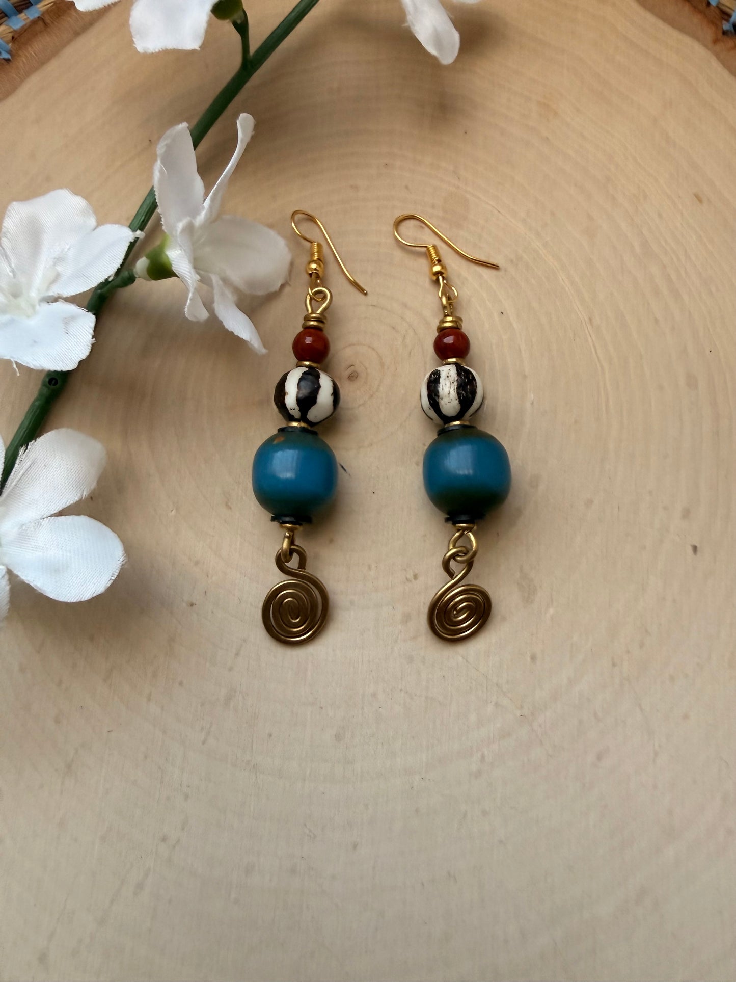 Volta beaded Earrings