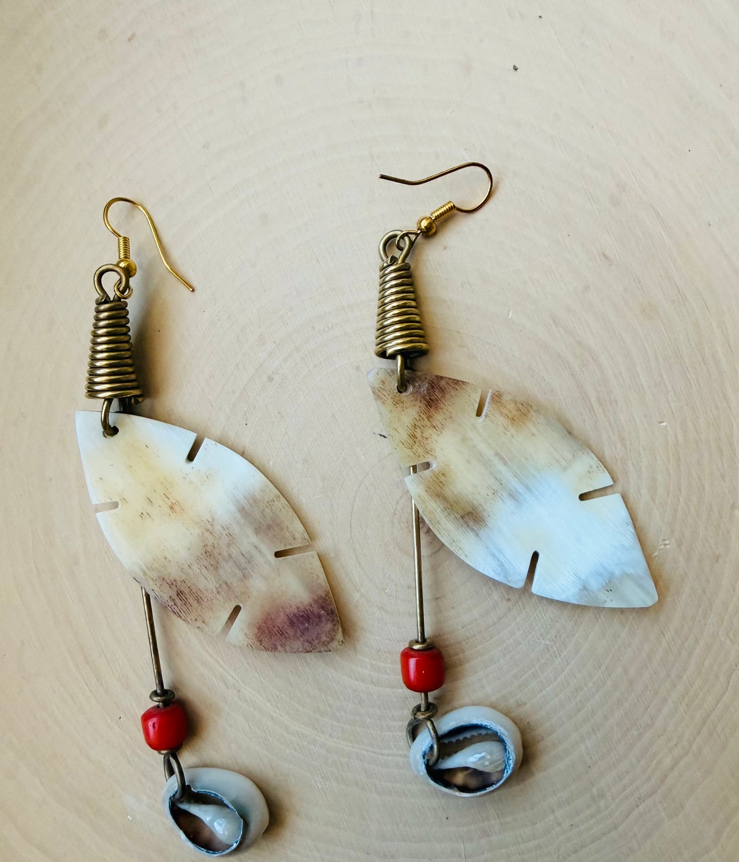 Leaf and seashell earrings