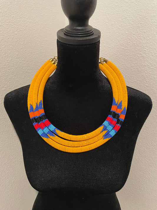 Triple beaded necklace light orange mix