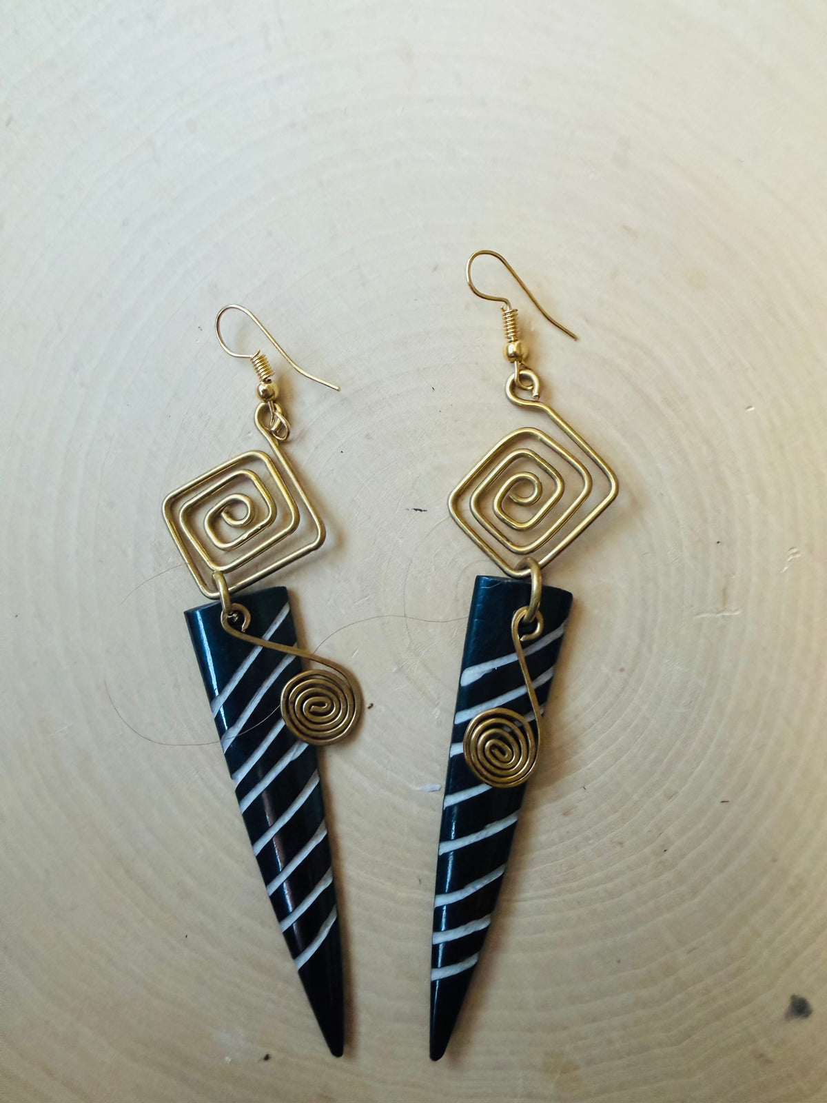 Spiral drop earrings