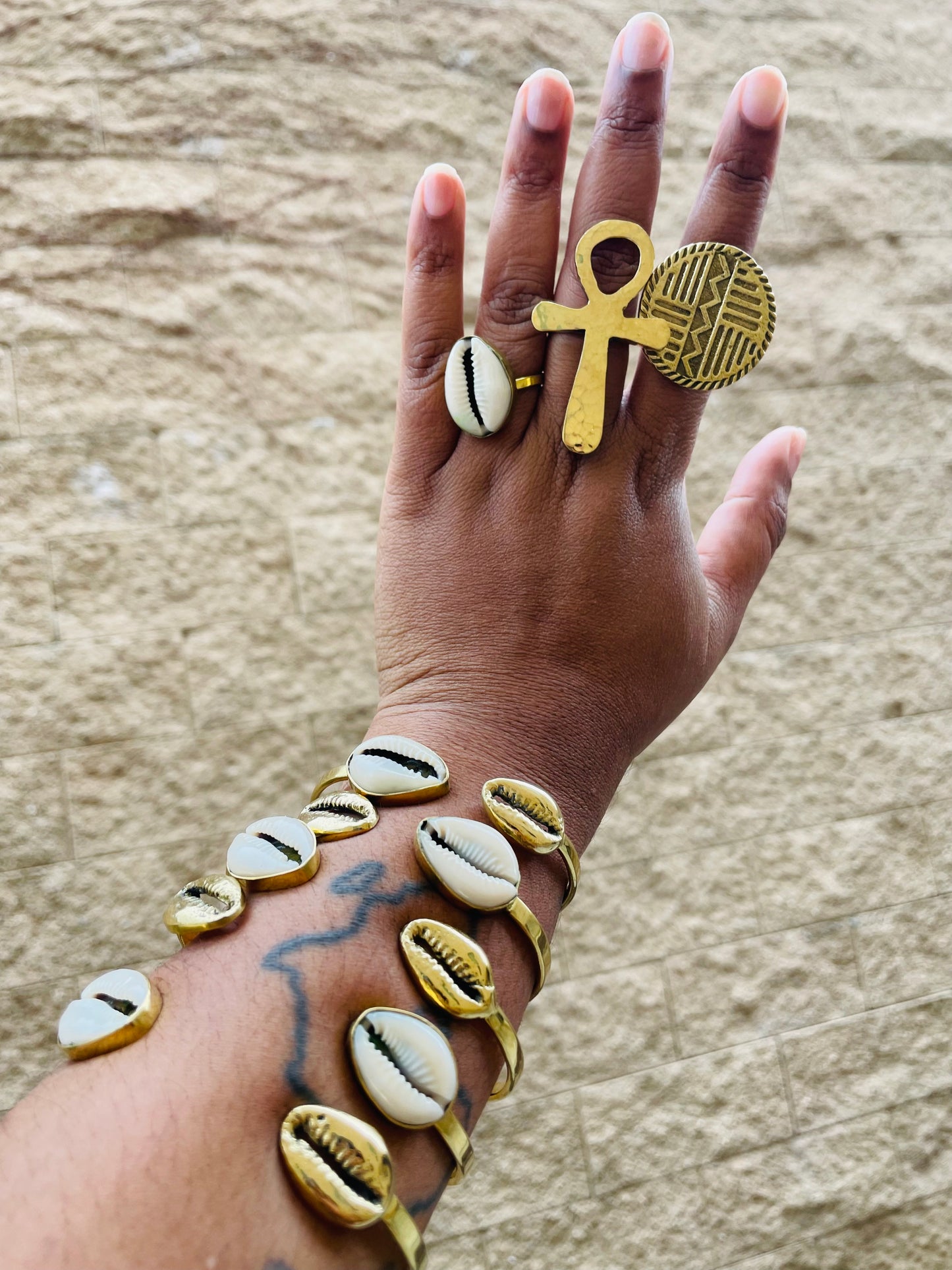 Two toned Cowrie Brass 3/4 Bracelet