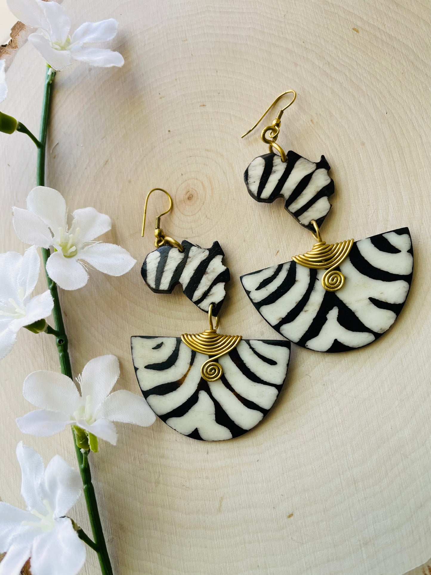 Africa shaped pharaoh  Brass Earrings